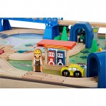 Set trenulete din lemn Universal All In One cu masuta de joaca Imaginarium